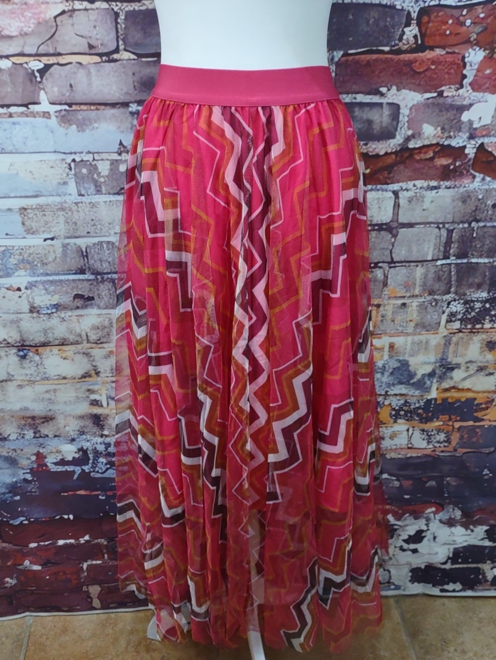 Geometric Zig Zag Tulle Maxi Skirt